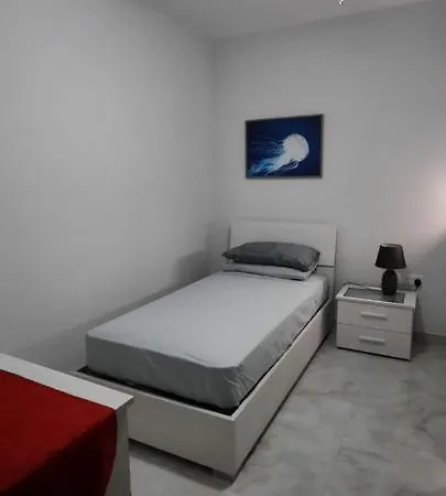 Lovely 3-Bedroom Apartment In Marsalforn, Gozo! Kültér fotó